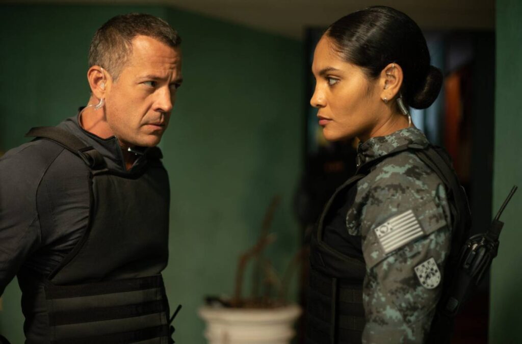 Malvino Salvador e Barbara Reis sao os donos da porr toda na policia de SP em nova serie nacional 1