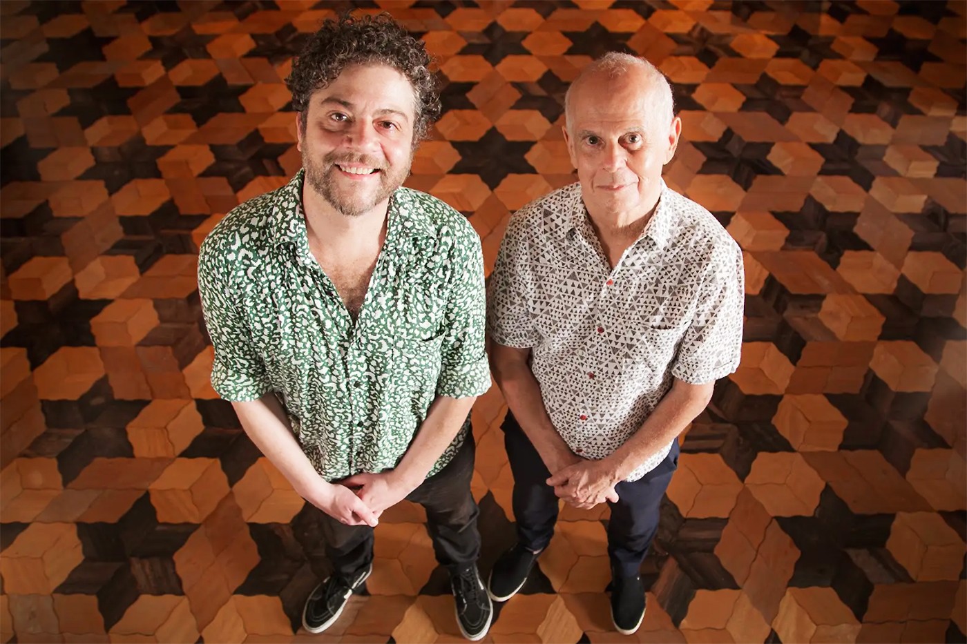 Pélico anuncia álbum com Ronaldo Bastos e libera o single “Infinito blue” - Imagem do artigo original