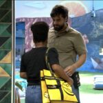 Paulo Augusto durante conversa com Milena no BBB26