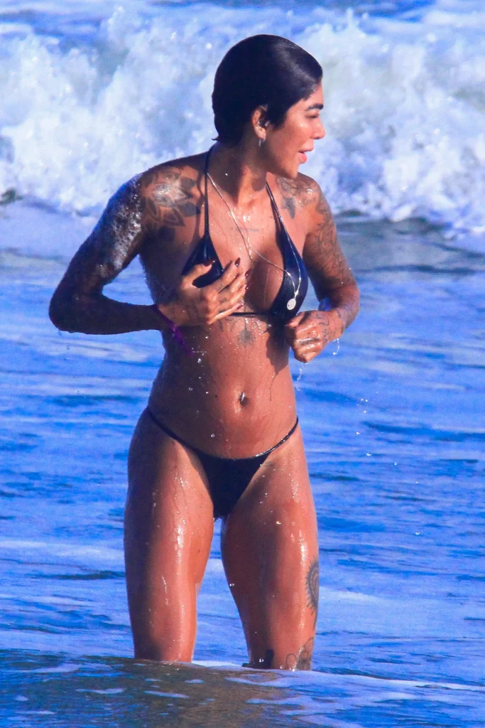dhiovanna barbosa 20