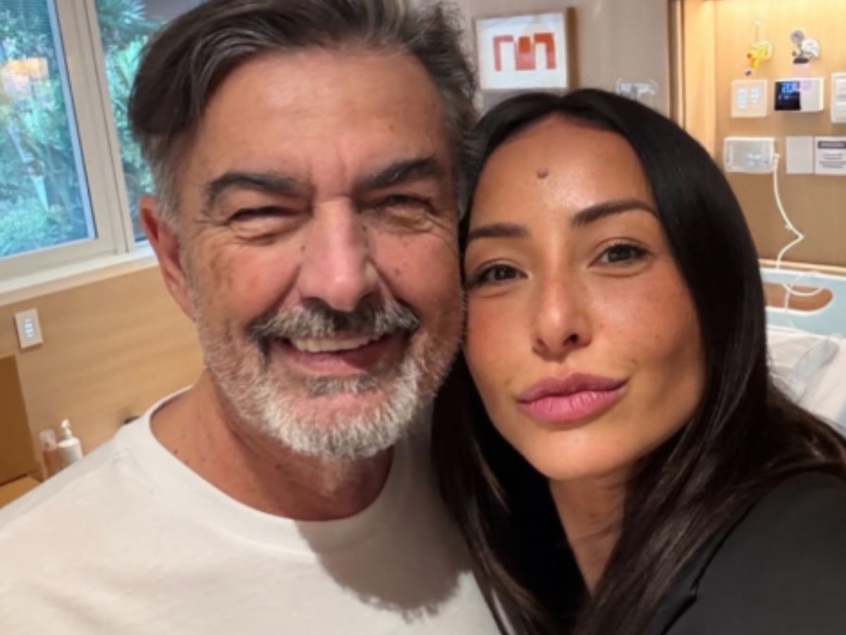 Sabrina Sato e pai Omar