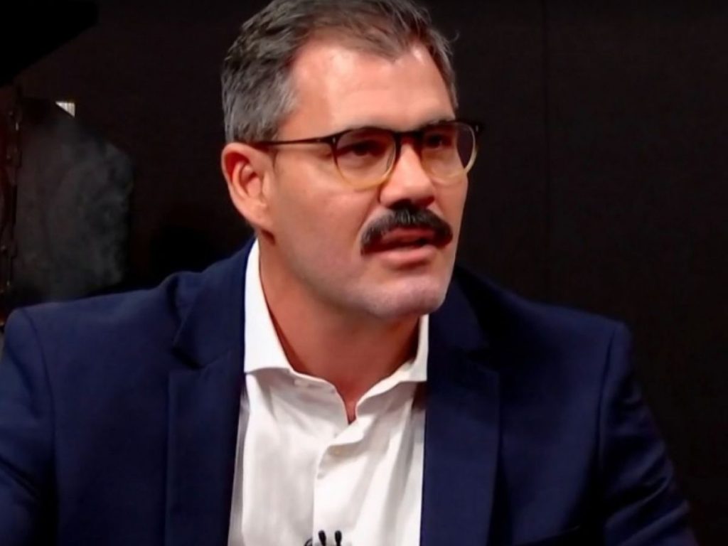 Juliano Cazarre no GloboNews debate