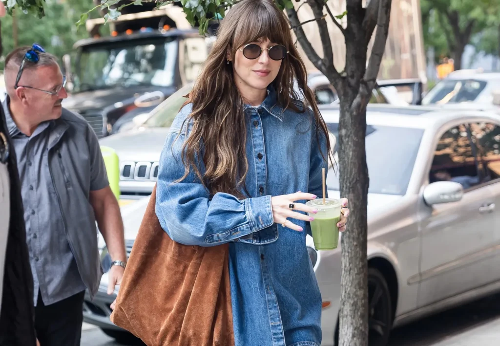 copia de dakota johnson