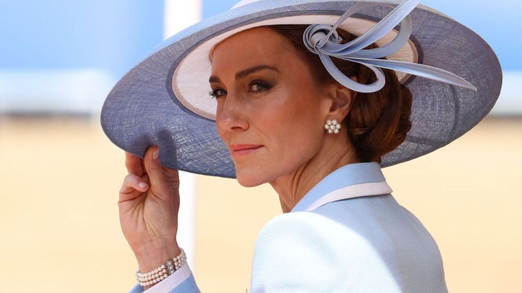 ex funcion ria tenta vender dados m dicos de kate middleton 20260617