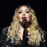 jogador brasileiro do chelsea aparece em clipe de madonna an 20260610