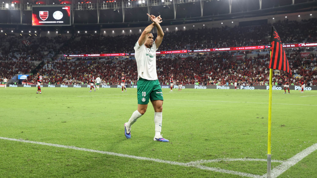 paulinho do palmeiras denunciado pelo stjd ap s gesto provoc 20260602