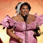 primeira pessoa trans vence o tony award e faz hist ria na b 20260609