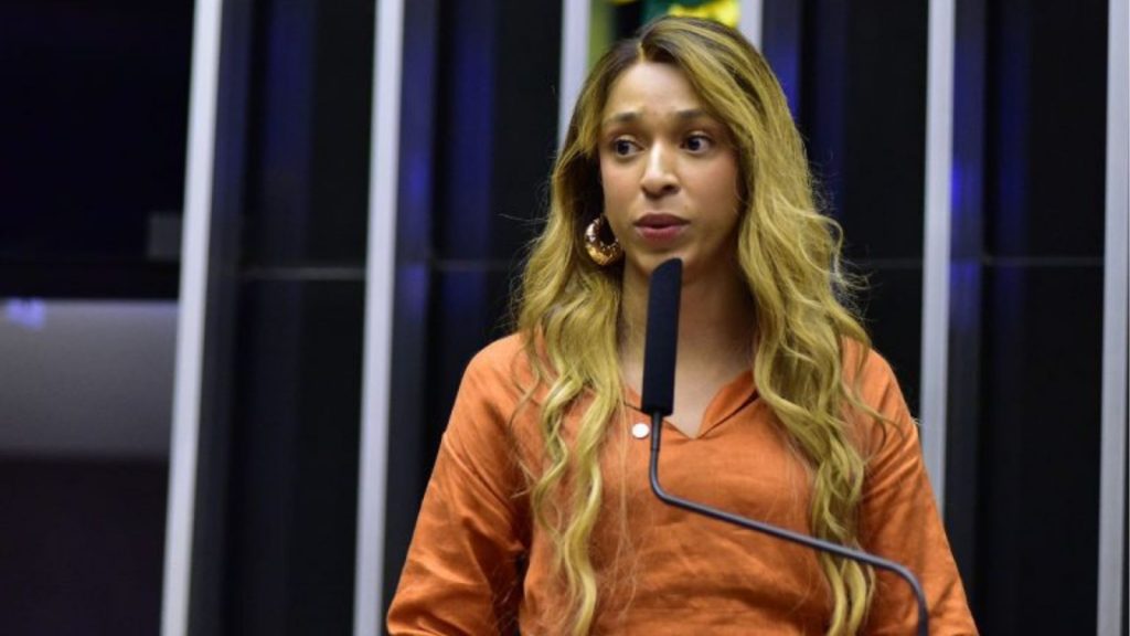 deputada erika hilton aciona senacon contra sony por fim dos 20260708