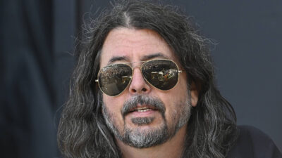 Dave Grohl pagou reabilitação de Reed Mullin, revela Pepper Keenan