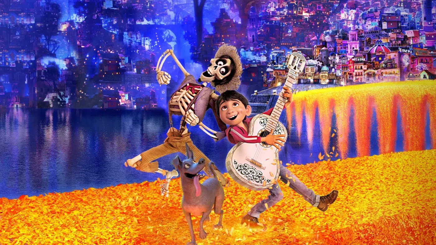 Disney revela imagens do reencontro emocionante entre Miguel e Coco