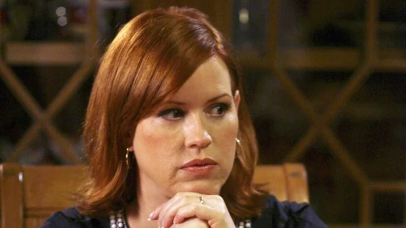 Molly Ringwald revela comportamento tóxico que atrapalhou gravações