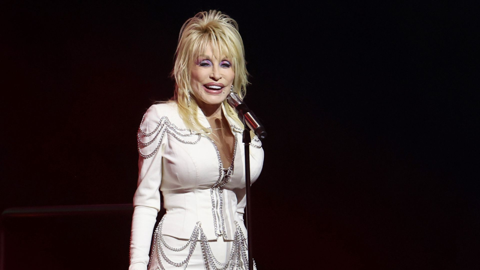 Sobrinho confirma morte de Dolly Parton, aos 80; família relembra legado