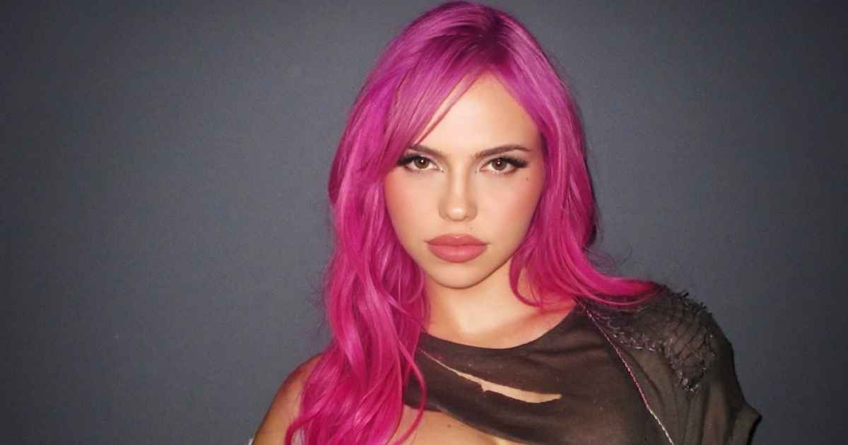 ADÉLA conquista Hot 100 Brasil com 'Ain't In LA' (posição 92)