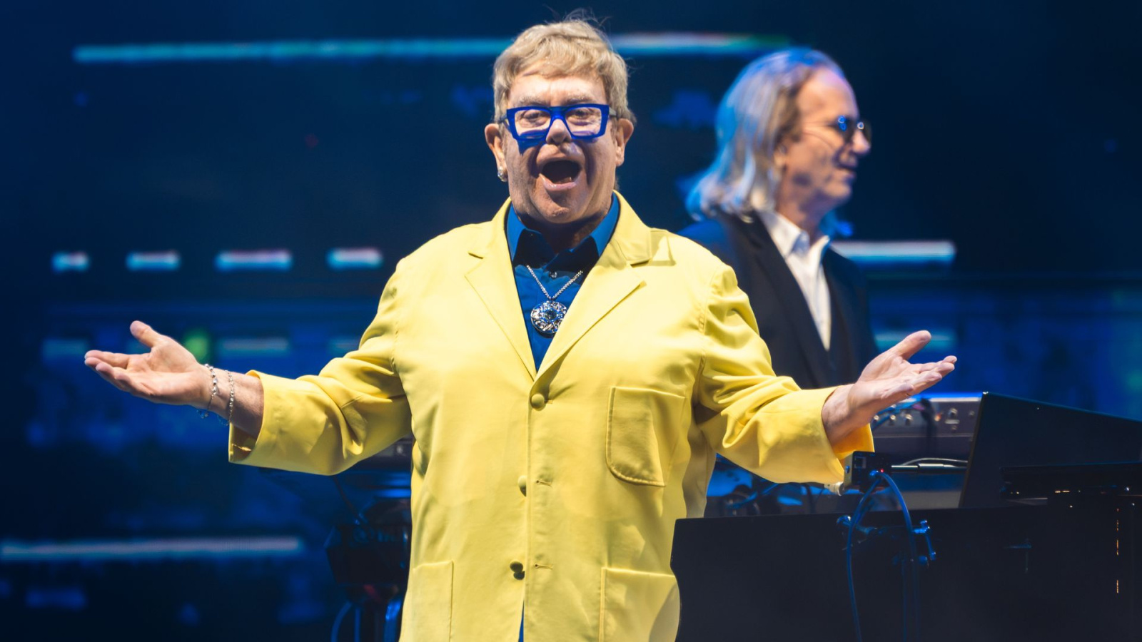 Elton John emociona Rock in Rio e transforma show em acontecimento