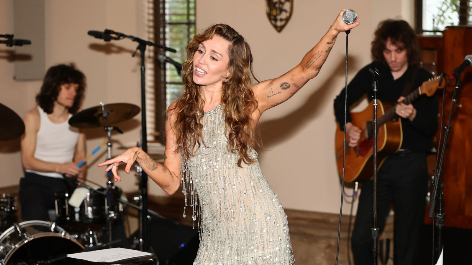 Miley Cyrus foi cotada como headliner do Dia Delas no Rock in Rio 2026
